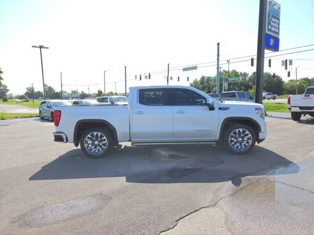 Used 2024 GMC Sierra 1500 Denali w/ Denali Reserve Package AWD/4WD image 5