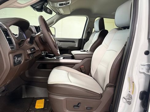 New 2027 RAM 2500 Laramie AWD/4WD image 11