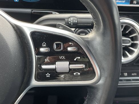 Certified 2023 Mercedes-Benz GLA 250 4MATIC image 25