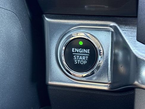 Used 2022 Ford F150 Lariat w/ Equipment Group 502A High AWD/4WD image 28