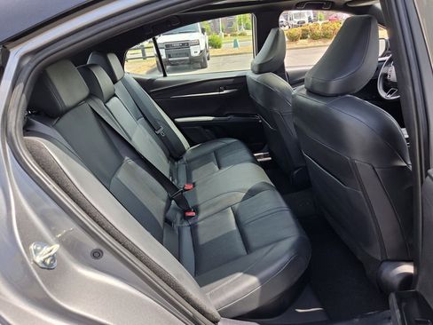 Used 2025 Toyota Camry XSE FWD image 15