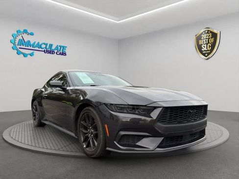 Used 2024 Ford Mustang Coupe image 7