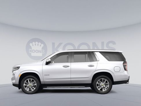 Used 2023 Chevrolet Tahoe Premier AWD/4WD image 2