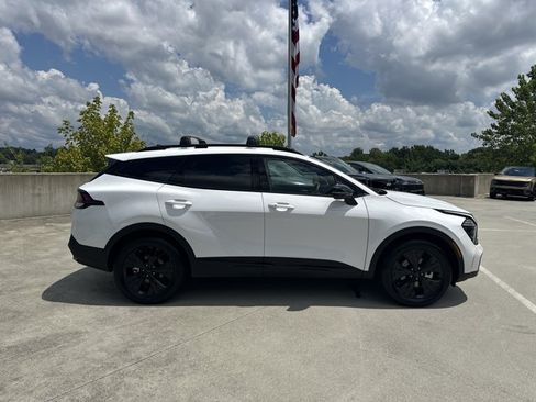 Certified 2025 Kia Sportage X-Line AWD/4WD image 6