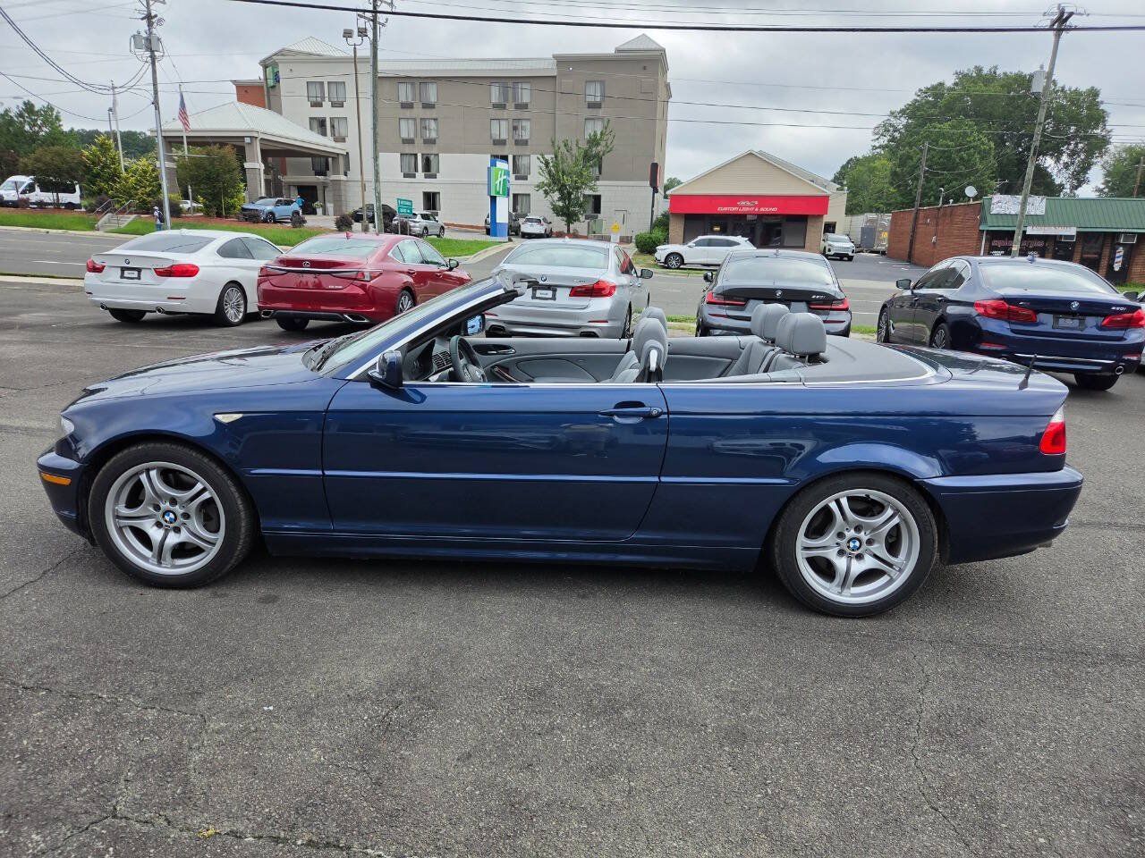 Used 2004 BMW 330Ci Convertible RWD image 3