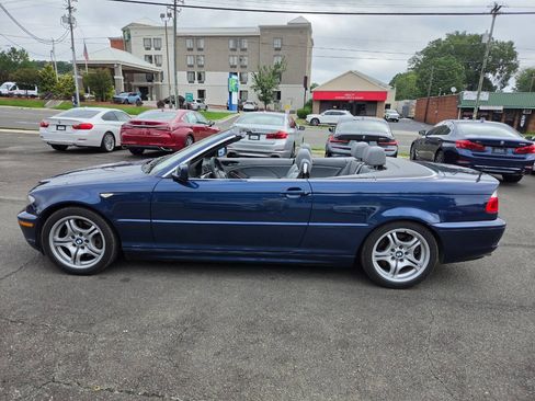 Used 2004 BMW 330Ci Convertible RWD image 3