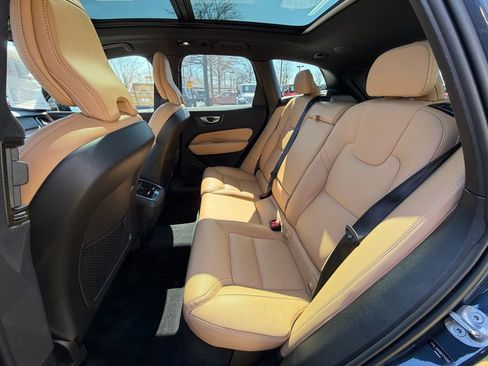 Used 2024 Volvo XC60 B5 Ultimate w/ Protection Package Premier image 16