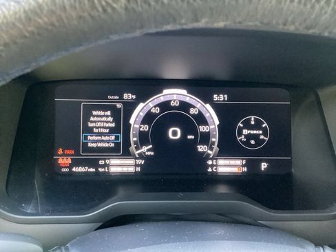 Used 2023 Toyota Tundra Platinum AWD/4WD image 48