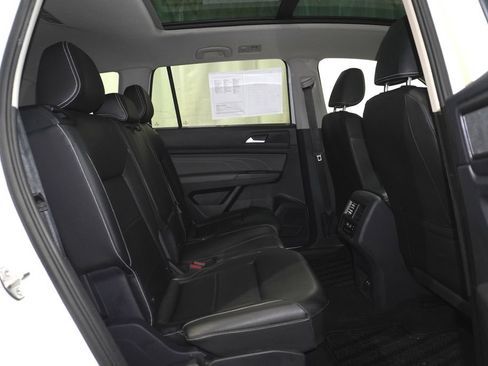 Used 2023 Volkswagen Atlas SE w/ Panoramic Sunroof Package AWD/4WD image 16