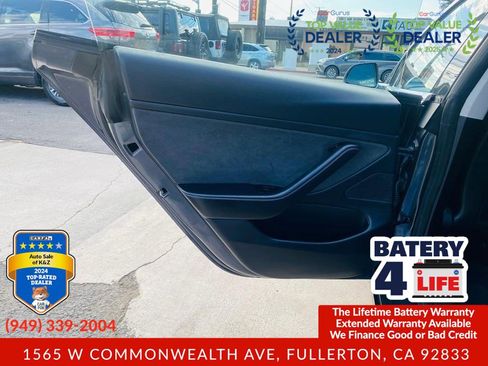 Used 2018 Tesla Model 3 Long Range image 26