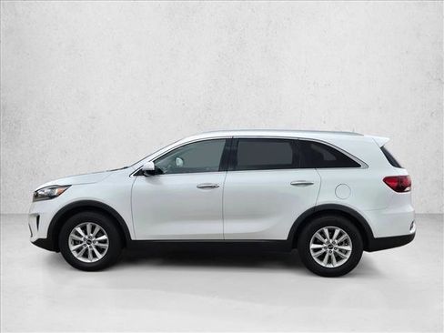 Used 2019 Kia Sorento FWD V6 w/ LX V6 Convenience Package image 8