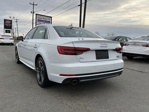 Used 2017 Audi A4 2.0T Premium Plus w/ Premium Plus Package image 4