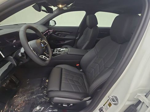 New 2026 BMW 530i xDrive w/ M Sport Package image 12