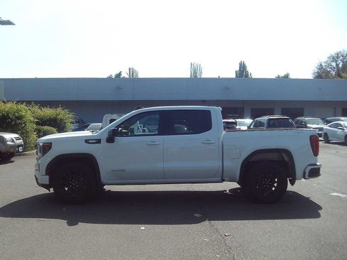 Used 2025 GMC Sierra 1500 Elevation AWD/4WD image 2