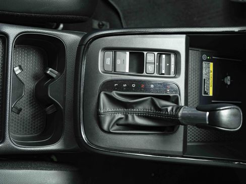 Used 2025 Honda CR-V EX-L image 27