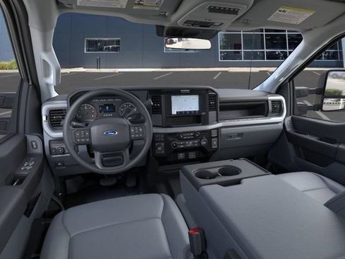 Used 2025 Ford F350 XL w/ XL Chrome Package AWD/4WD image 9