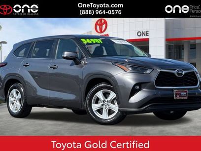 Certified 2025 Toyota Highlander LE