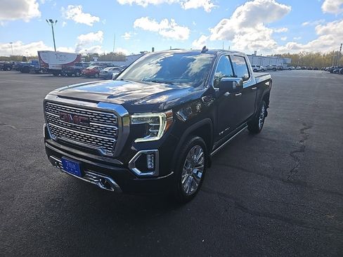 Used 2022 GMC Sierra 1500 Denali w/ Denali Reserve Package image 3