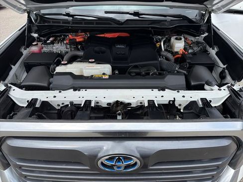 Used 2023 Toyota Tundra Limited AWD/4WD image 29