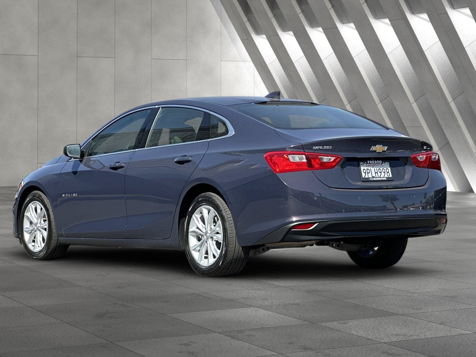 Used 2025 Chevrolet Malibu LT FWD image 6