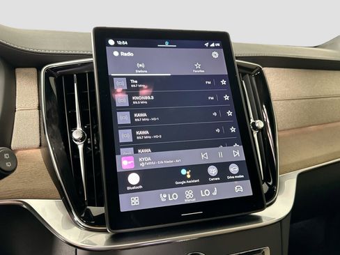 New 2026 Volvo XC90 B5 Core image 14