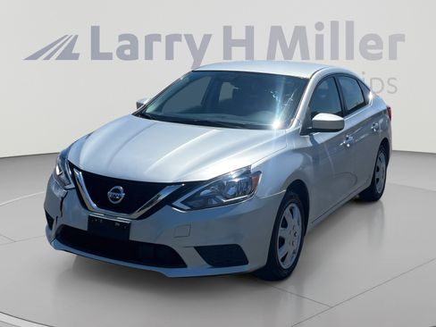 Used 2018 Nissan Sentra S FWD image 1