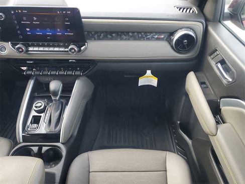 Used 2025 Chevrolet Colorado ZR2 w/ ZR2 Bison Edition image 16