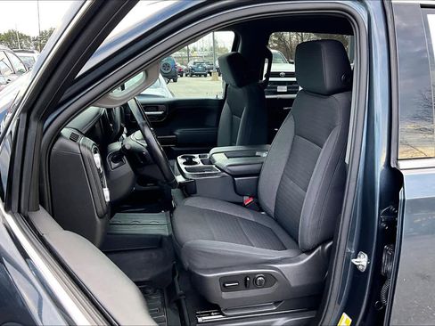 Used 2020 GMC Sierra 1500 SLE w/ SLE Value Package AWD/4WD image 9