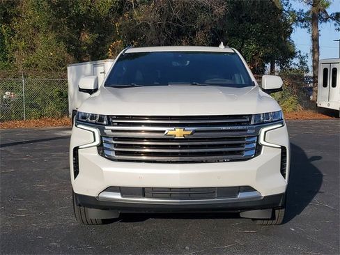 Used 2021 Chevrolet Tahoe High Country image 2