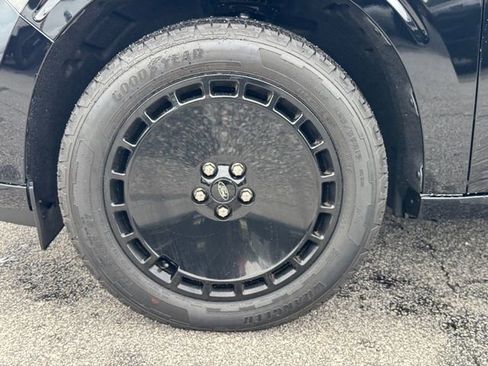 New 2025 Ford Maverick Lobo image 11