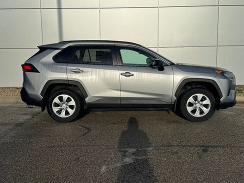 Certified 2021 Toyota RAV4 LE w/ Carpet Mat Package (TMS) AWD/4WD image 33