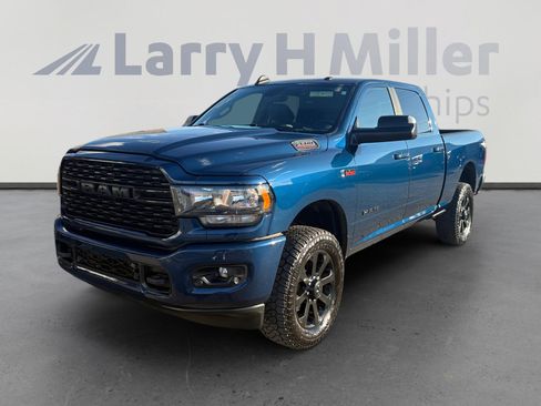 Used 2022 RAM 2500 Big Horn w/ Night Edition AWD/4WD image 1