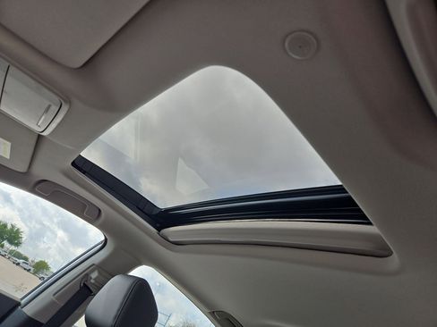 Used 2025 Honda Accord Touring image 15