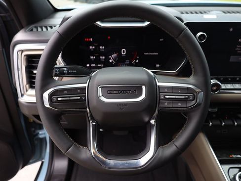 New 2026 GMC Canyon Denali AWD/4WD image 13
