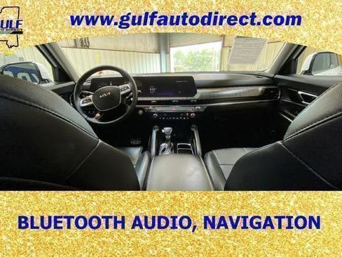 Used 2024 Kia Telluride SX w/ Towing Package image 2