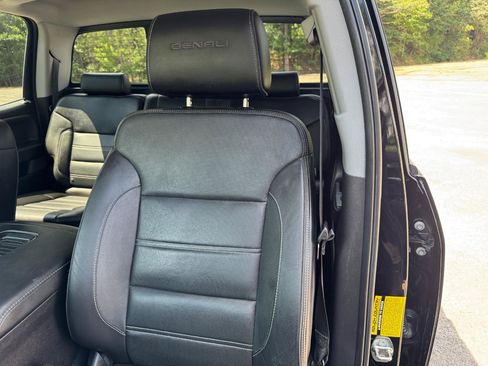 Used 2018 GMC Sierra 1500 Denali w/ Denali Ultimate Package AWD/4WD image 32