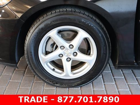 Used 2017 Chevrolet Malibu LS image 9