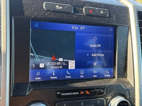 Used 2019 Ford F150 Lariat w/ Equipment Group 502A Luxury AWD/4WD image 21