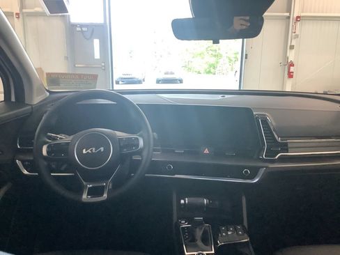 Certified 2024 Kia Sportage SX AWD/4WD image 6