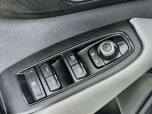 Used 2024 Subaru Outback Premium image 17