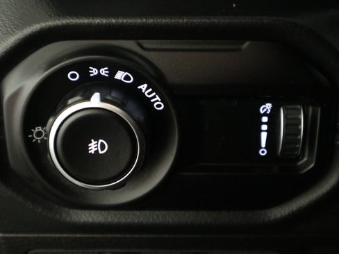 Used 2024 Jeep Wrangler Unlimited Rubicon AWD/4WD image 33