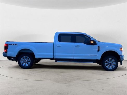 Used 2020 Ford F350 Lariat image 6