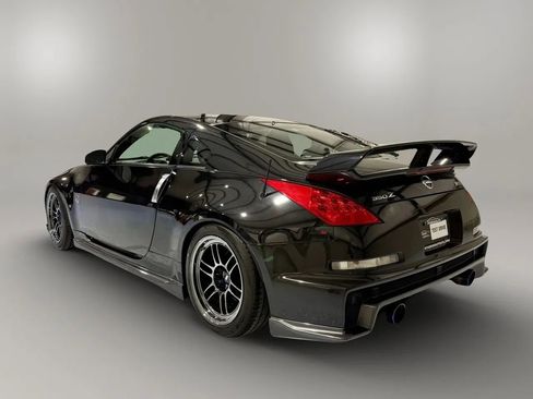 Used 2008 Nissan 350Z NISMO w/ Cargo Convenience Pkg image 3