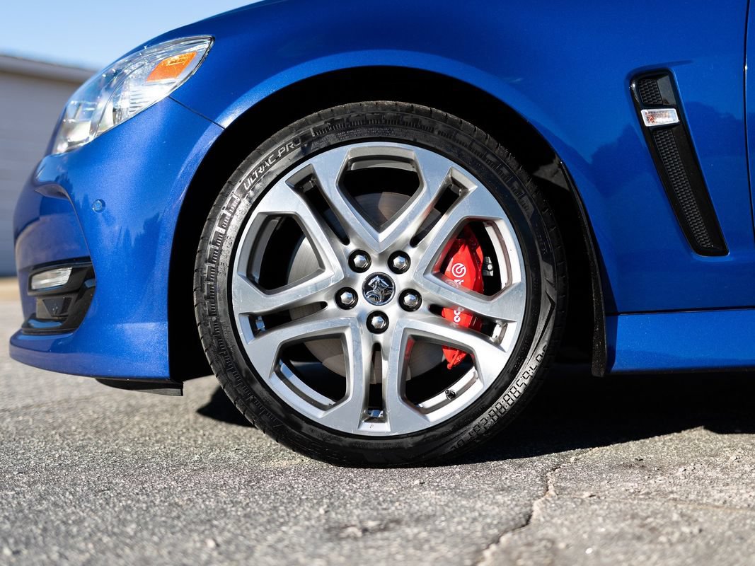 Used 2016 Chevrolet SS RWD image 12
