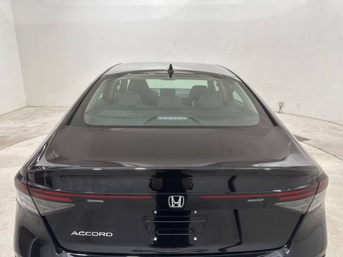 Used 2026 Honda Accord SE image 22