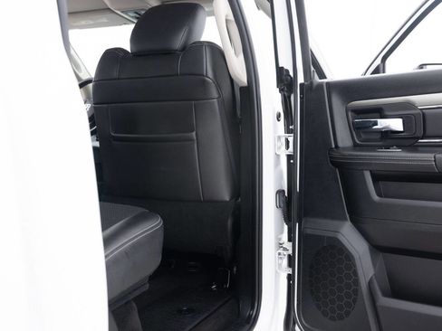 Used 2015 RAM 1500 Sport image 34