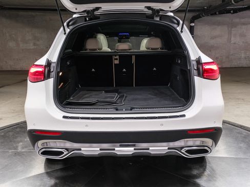 Certified 2023 Mercedes-Benz GLC 300 4MATIC image 31