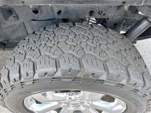 Used 2021 Ford F150 Lariat image 36