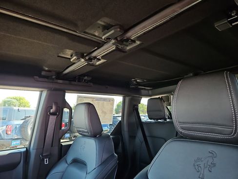 New 2025 Ford Bronco Badlands image 22