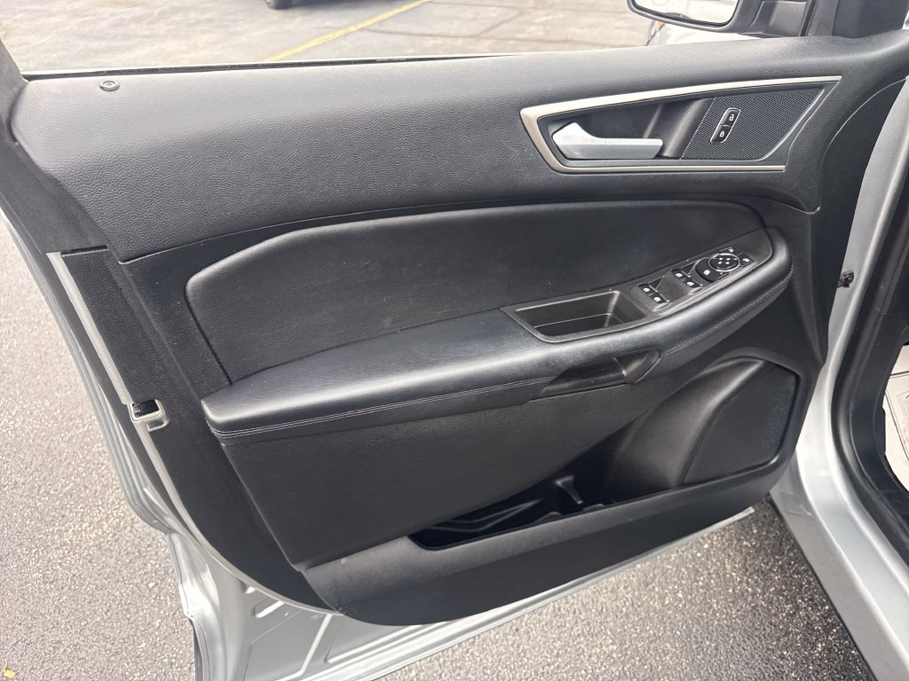 Used 2024 Ford Edge SEL w/ Convenience Package AWD/4WD image 27